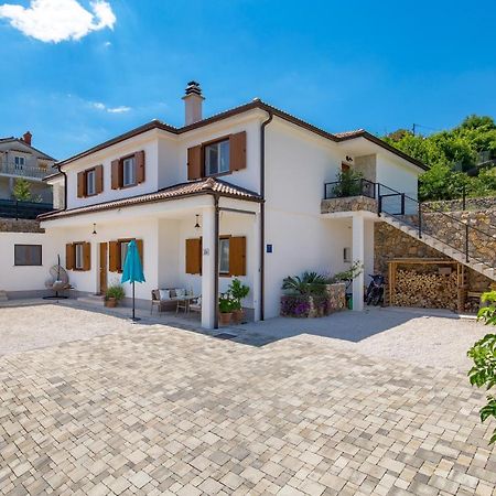 Apartment Niki Opatija Luaran gambar