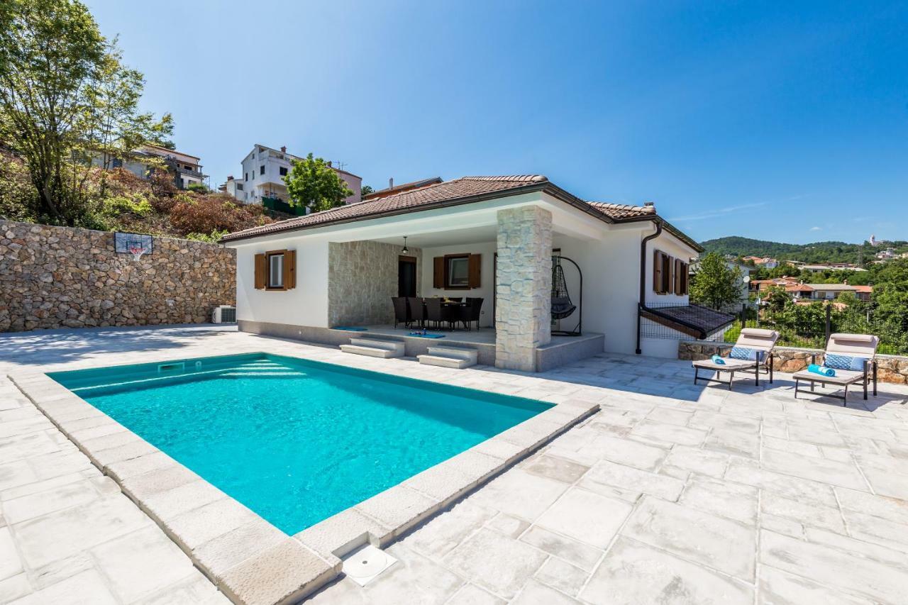 Apartment Niki Opatija Luaran gambar