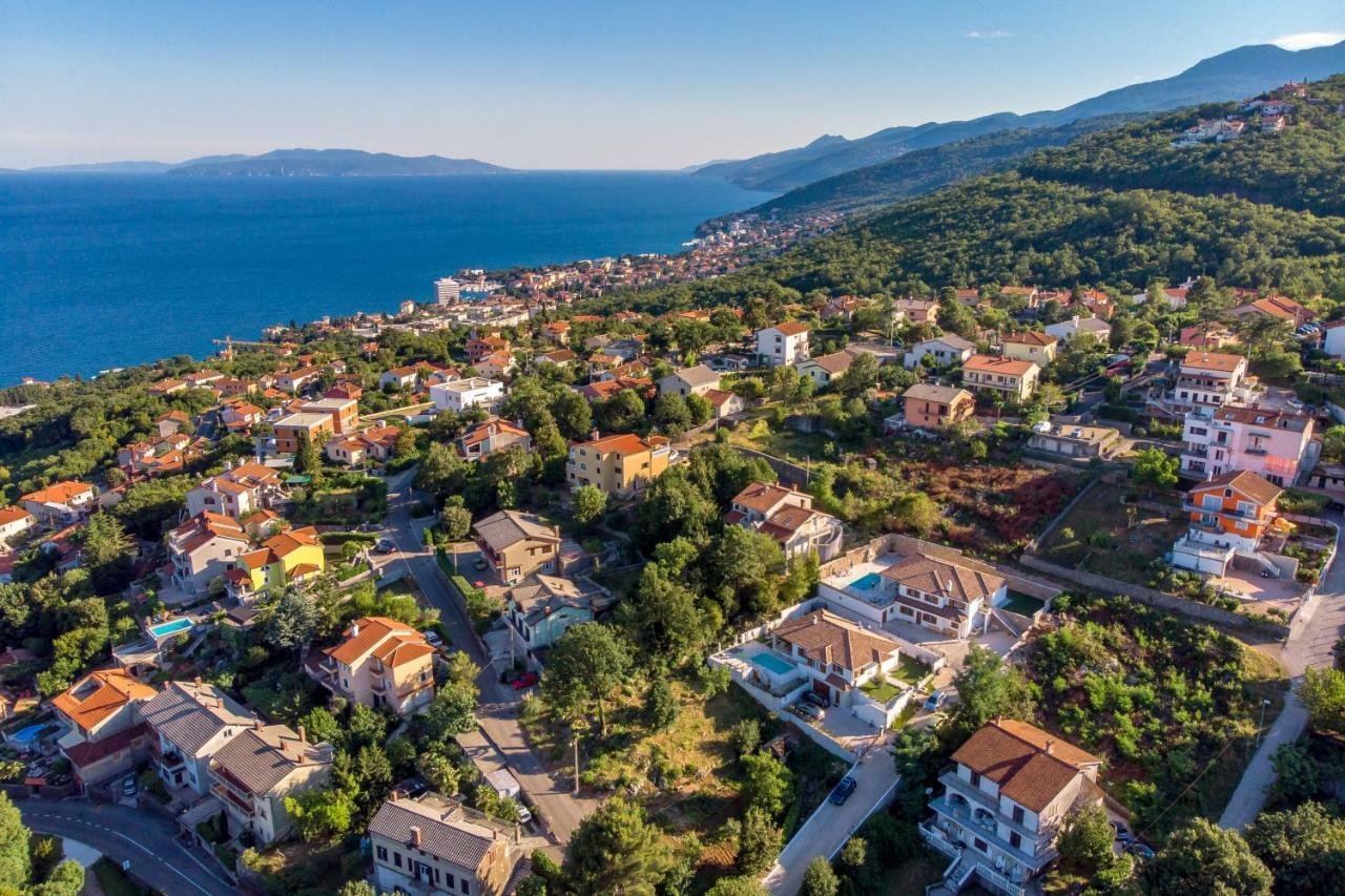 Apartment Niki Opatija Luaran gambar