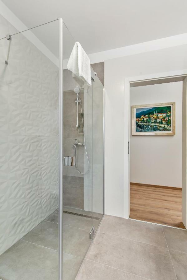 Apartment Niki Opatija Luaran gambar