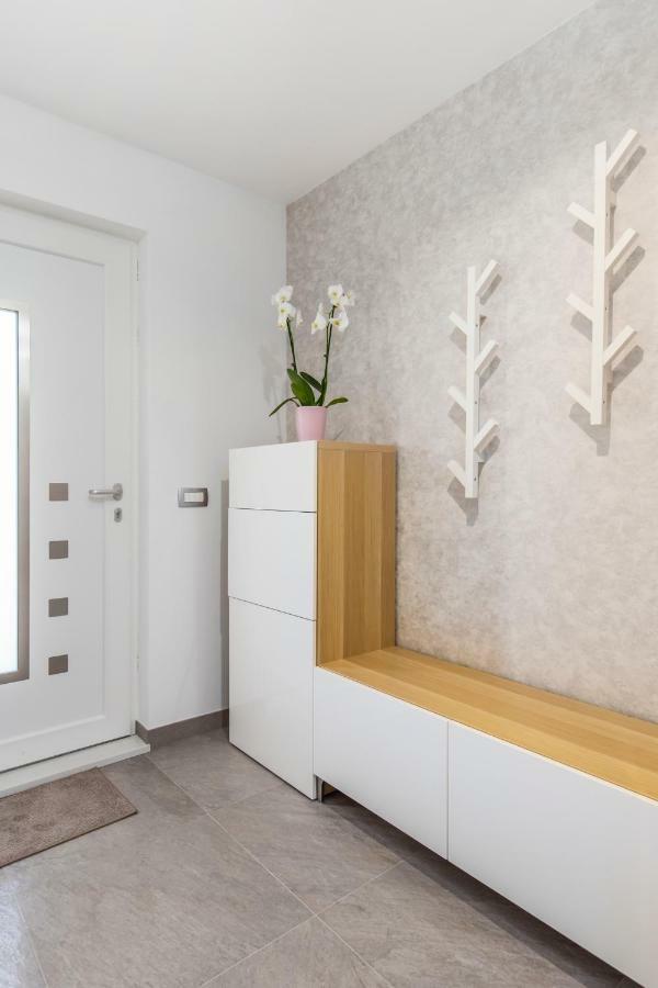 Apartment Niki Opatija Luaran gambar