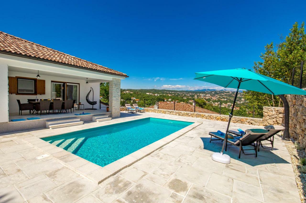 Apartment Niki Opatija Luaran gambar